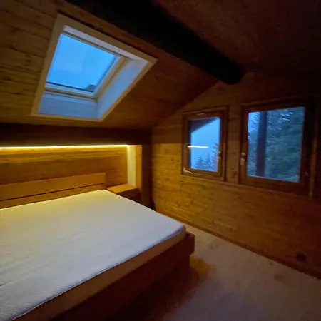 Mountains Spacious Nest