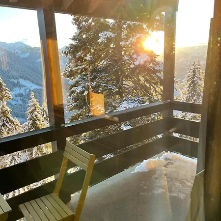 Mountains Spacious Nest 아파트